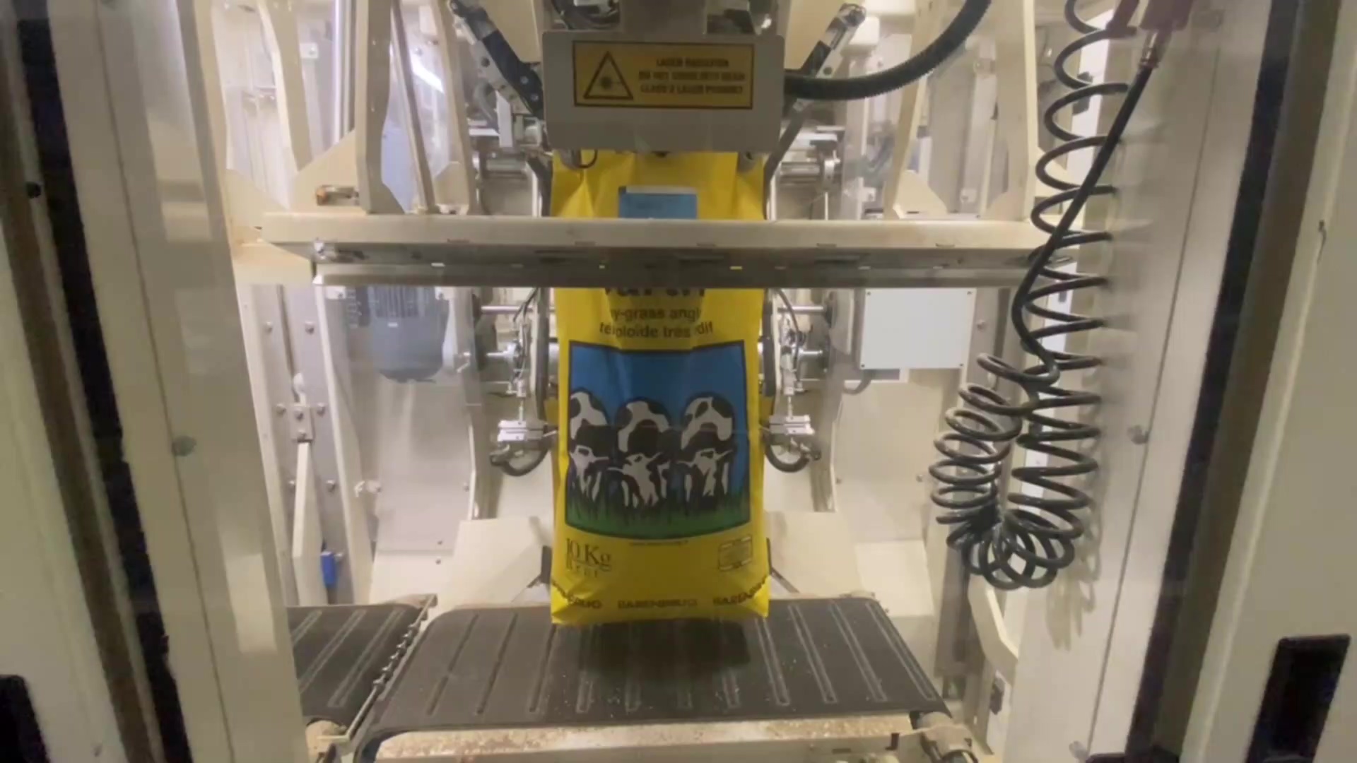 15205 Grass Seeds Bagging Palletizing (2)-thumb-1